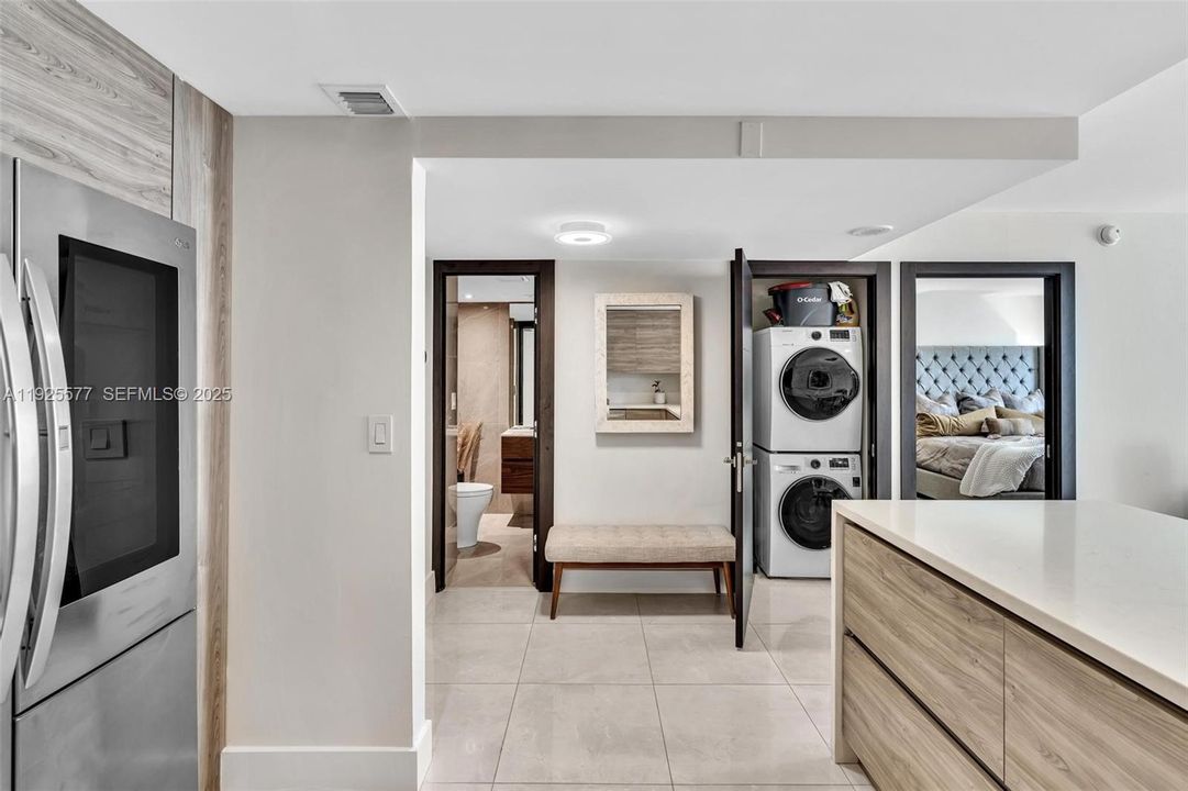 For Sale: $2,500,000 (1 beds, 1 baths, 1064 Square Feet)
