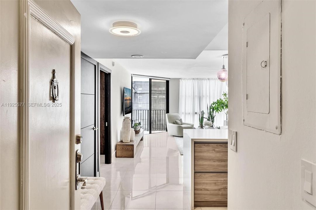 For Sale: $2,500,000 (1 beds, 1 baths, 1064 Square Feet)