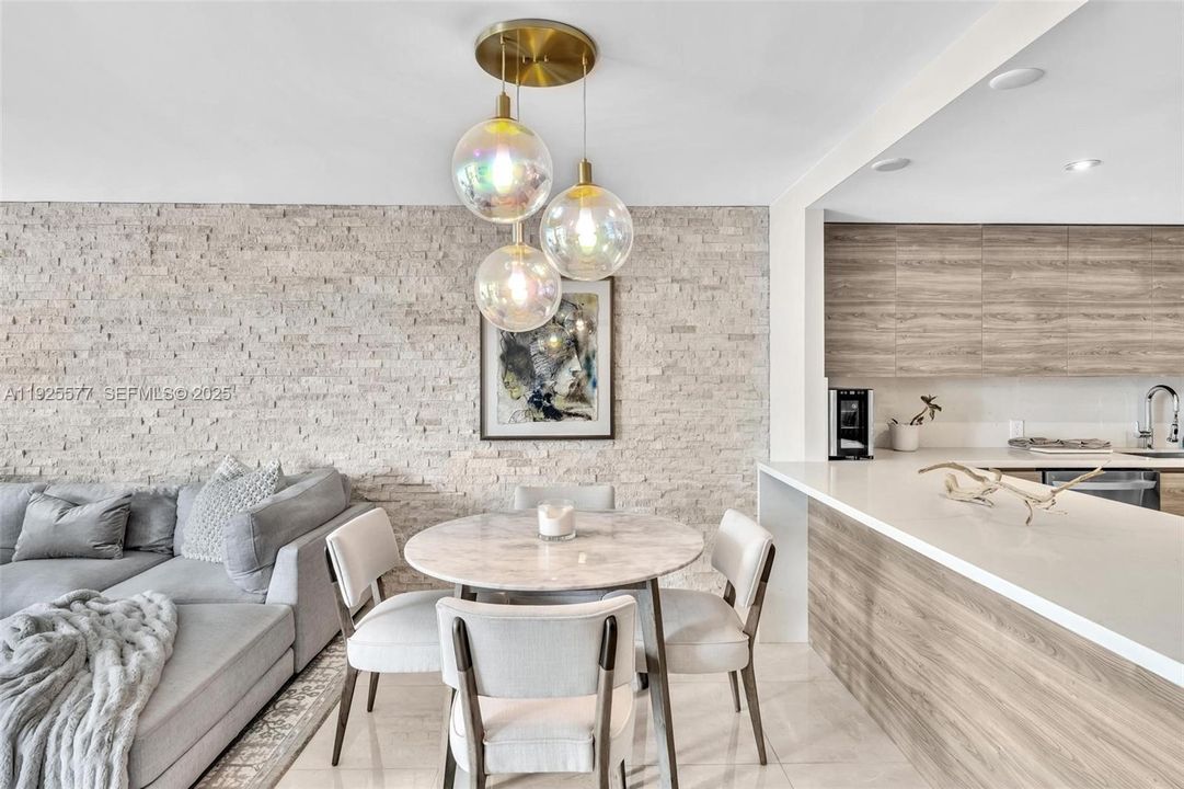 For Sale: $2,500,000 (1 beds, 1 baths, 1064 Square Feet)