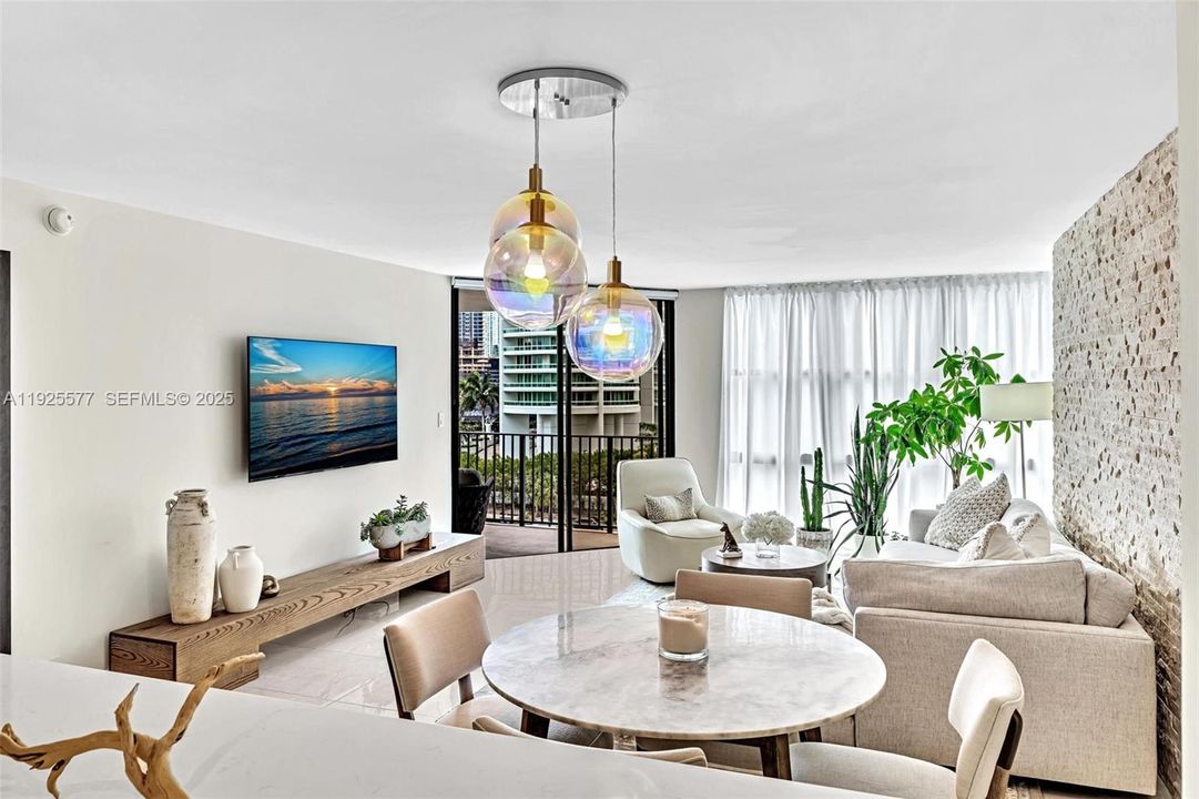 For Sale: $2,500,000 (1 beds, 1 baths, 1064 Square Feet)