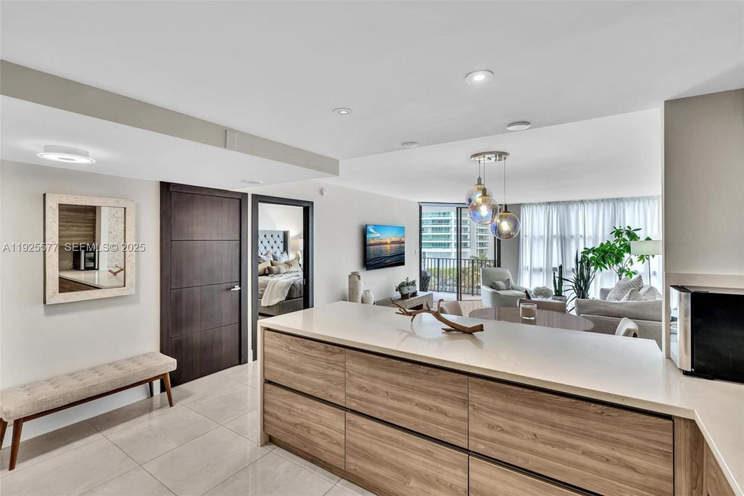 For Sale: $2,500,000 (1 beds, 1 baths, 1064 Square Feet)