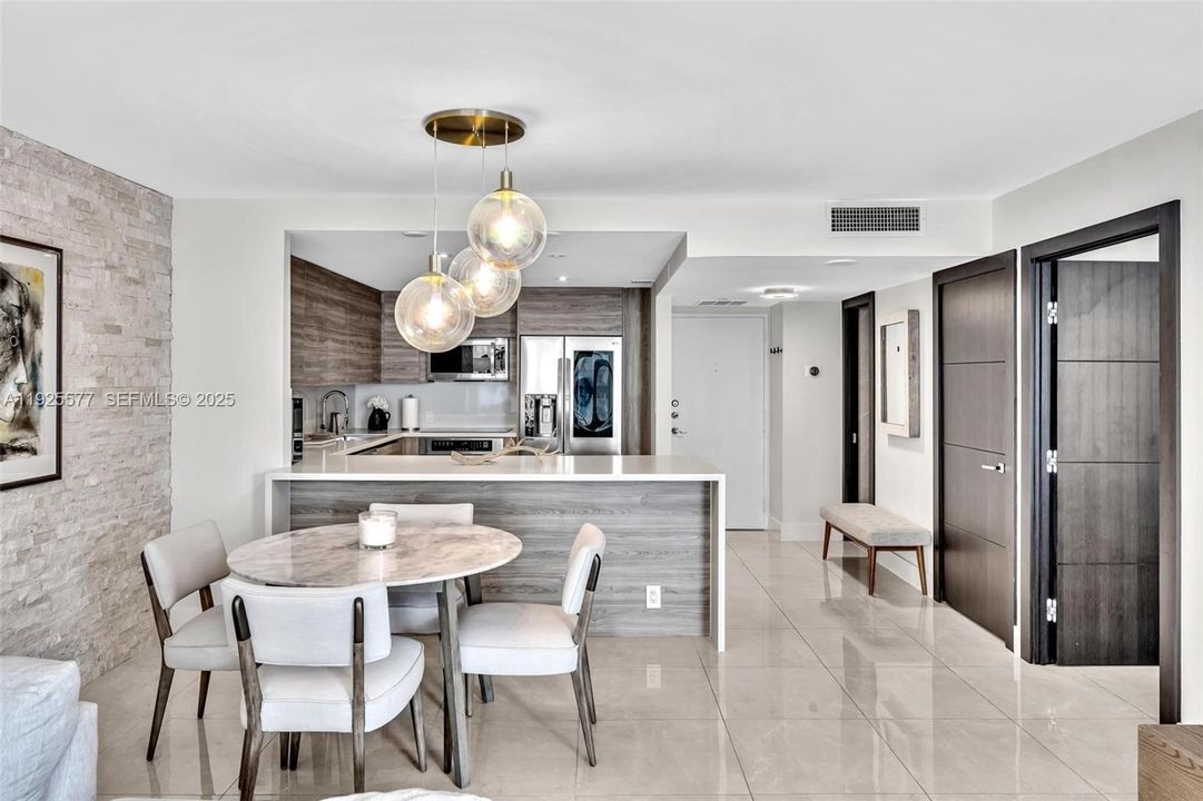 For Sale: $2,500,000 (1 beds, 1 baths, 1064 Square Feet)