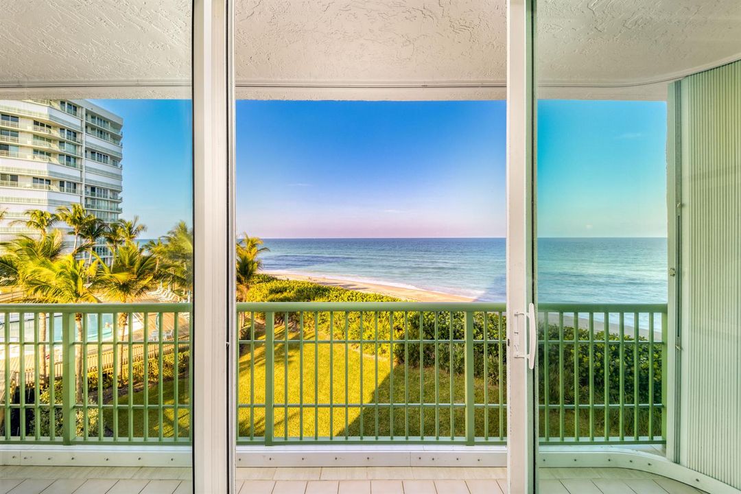 8650 S Ocean Drive-32
