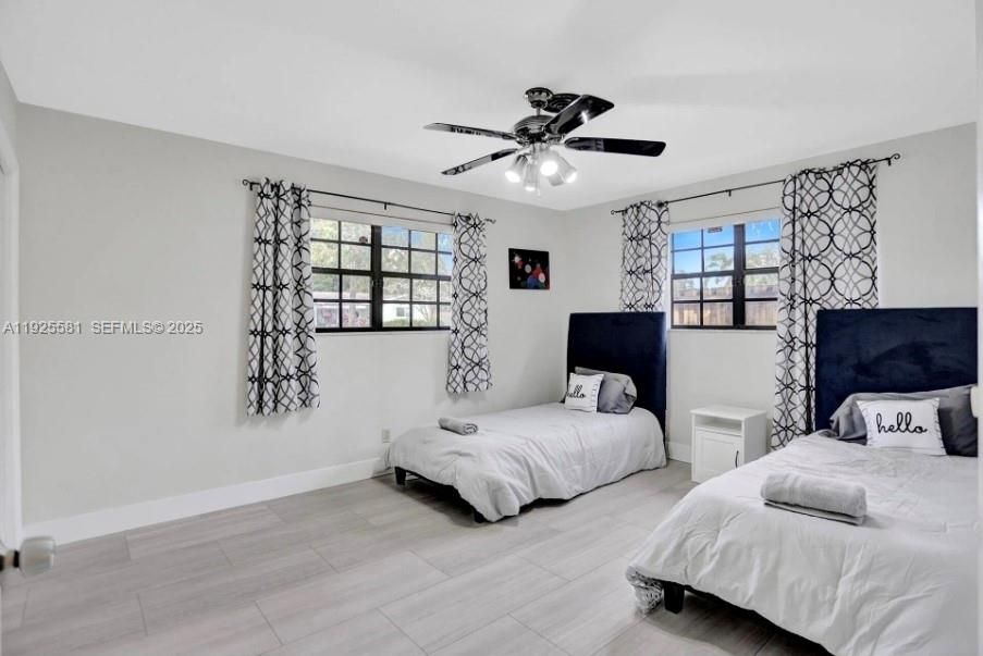 На продажу: $985,000 (3 спален, 2 ванн, 2314 Квадратных фут)