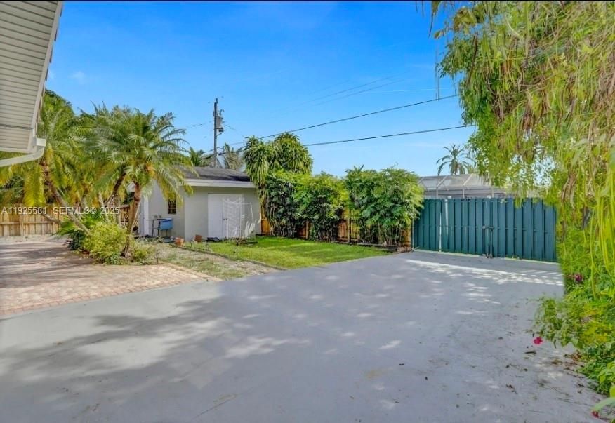 На продажу: $985,000 (3 спален, 2 ванн, 2314 Квадратных фут)