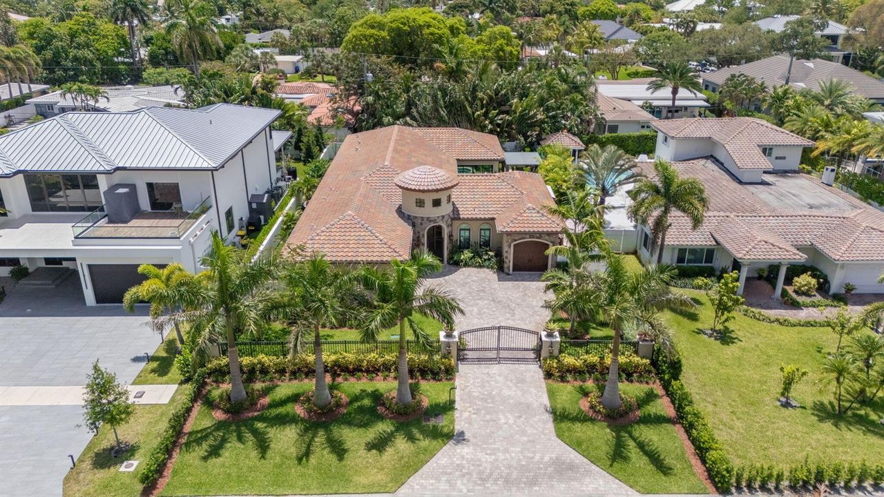 67-web-or-mls-2500 NE 14th St, Fort Laud