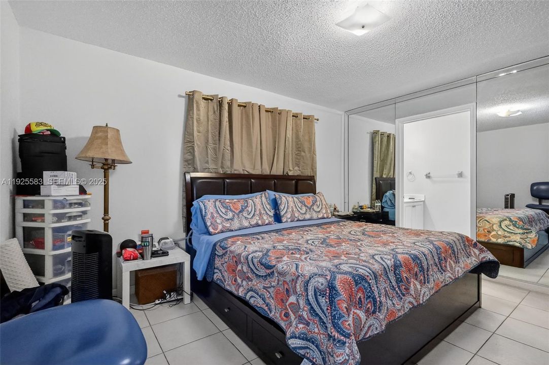 待售: $450,000 (3 贝兹, 2 浴室, 1345 平方英尺)