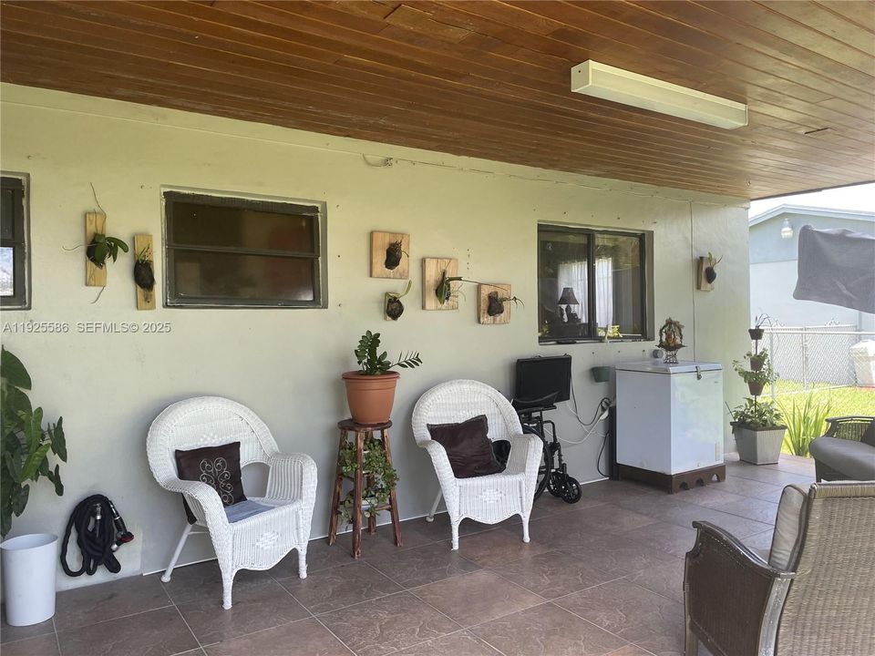 For Sale: $580,448 (4 beds, 3 baths, 1849 Square Feet)