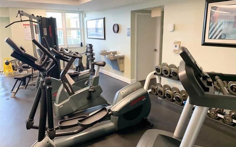 出租: $2,800 (1 贝兹, 1 浴室, 740 平方英尺)