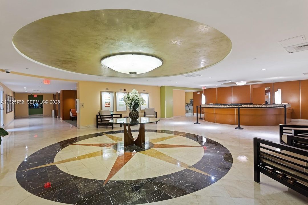 For Rent: $2,400 (1 beds, 1 baths, 759 Square Feet)