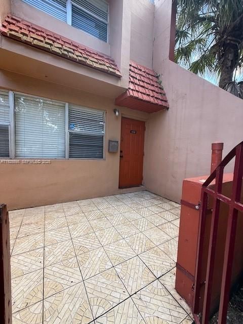 For Rent: $1,990 (3 beds, 2 baths, 1237 Square Feet)