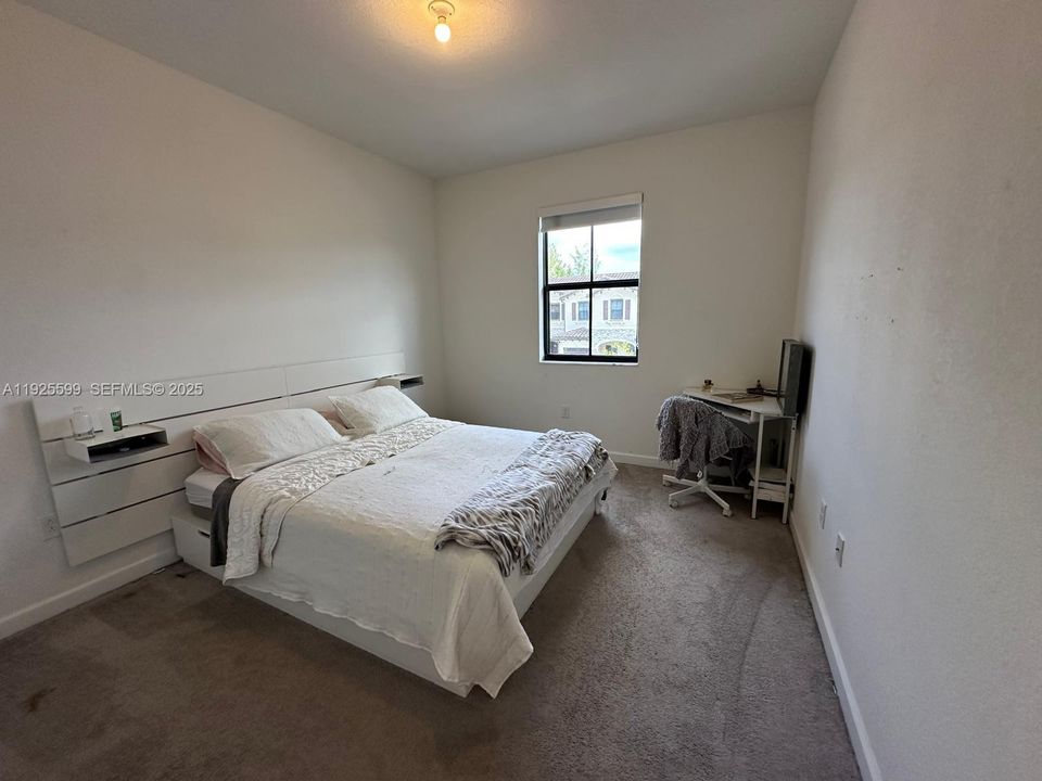 На продажу: $467,000 (3 спален, 2 ванн, 1694 Квадратных фут)