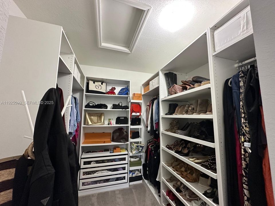 На продажу: $467,000 (3 спален, 2 ванн, 1694 Квадратных фут)