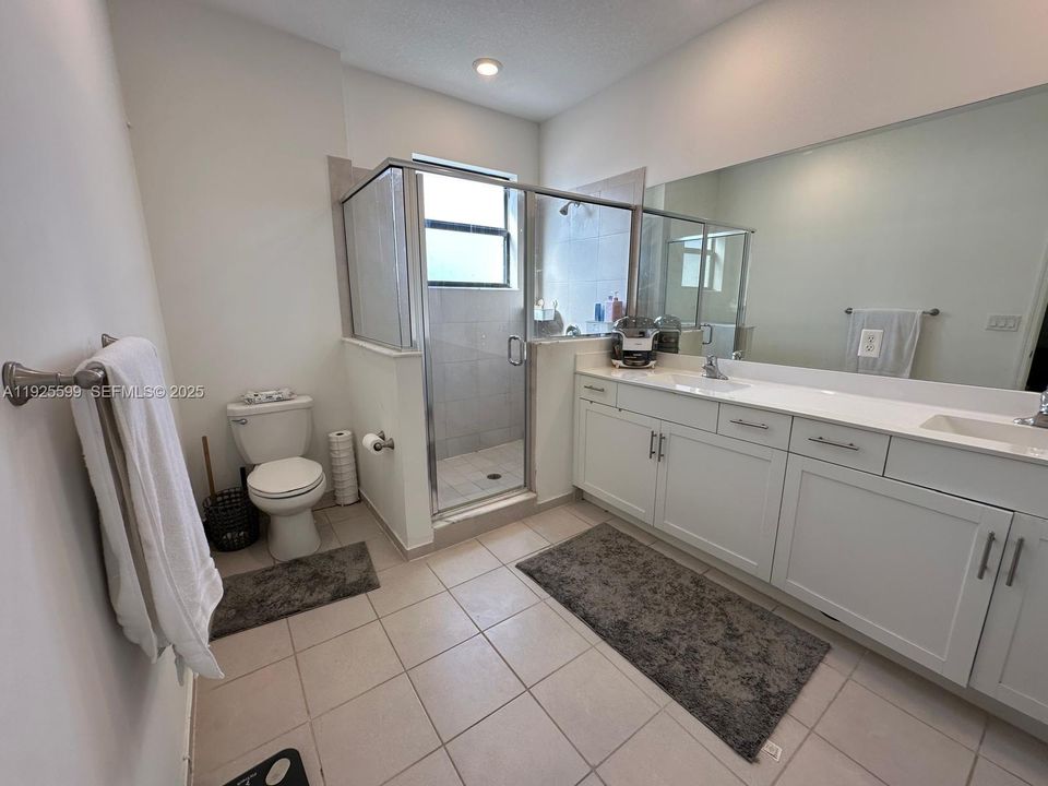 На продажу: $467,000 (3 спален, 2 ванн, 1694 Квадратных фут)