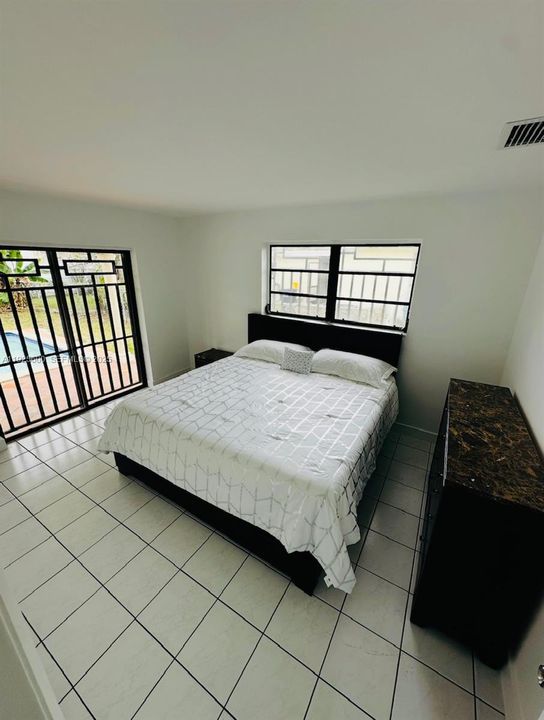 В аренду: $5,200 (3 спален, 2 ванн, 1452 Квадратных фут)