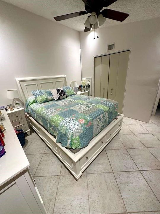 待售: $491,990 (3 贝兹, 2 浴室, 1378 平方英尺)