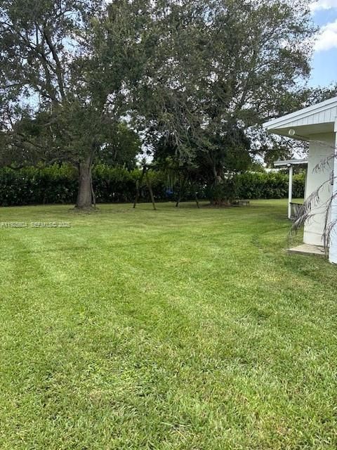 For Rent: $3,800 (4 beds, 2 baths, 1800 Square Feet)