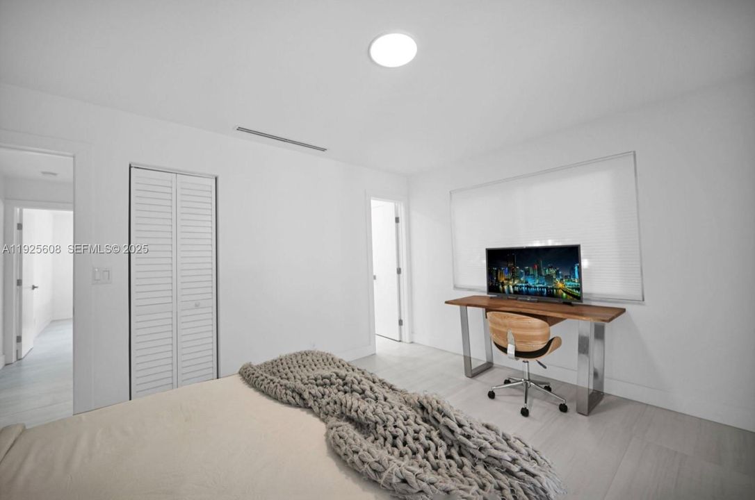 На продажу: $748,000 (3 спален, 2 ванн, 1332 Квадратных фут)