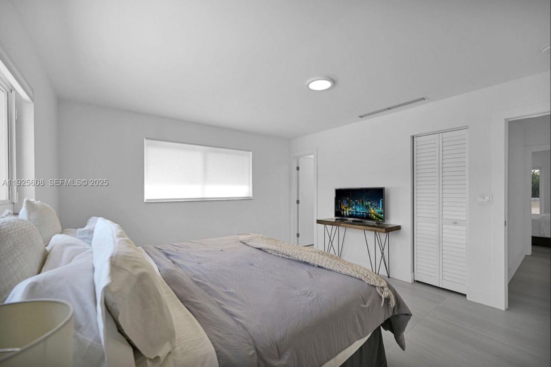 На продажу: $748,000 (3 спален, 2 ванн, 1332 Квадратных фут)