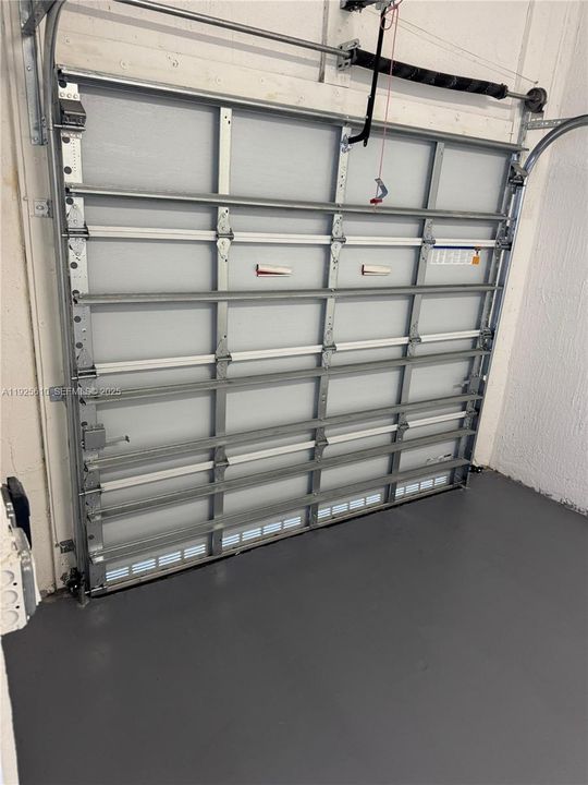 出租: $6,600 (5 贝兹, 5 浴室, 3381 平方英尺)