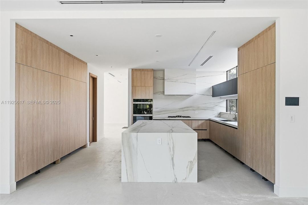 En Venta: $7,750,000 (5 camas, 5 baños, 0 Pies cuadrados)