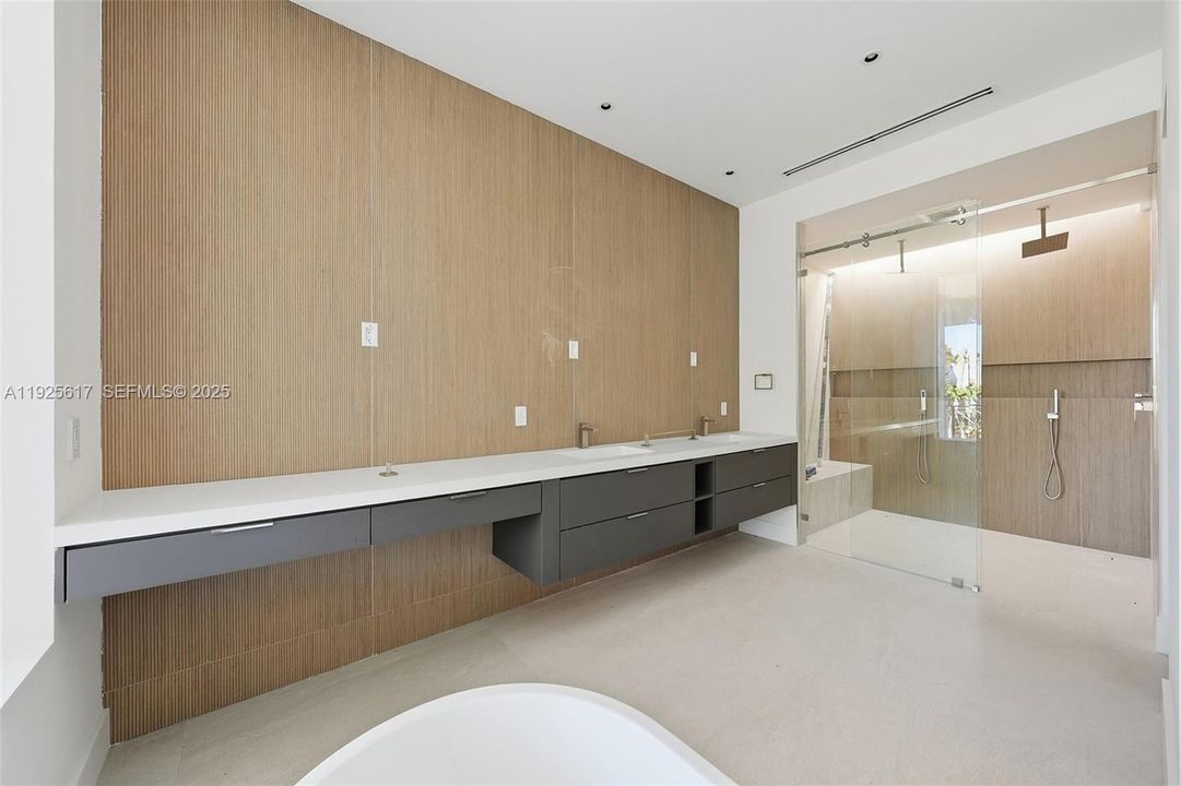 En Venta: $7,750,000 (5 camas, 5 baños, 0 Pies cuadrados)