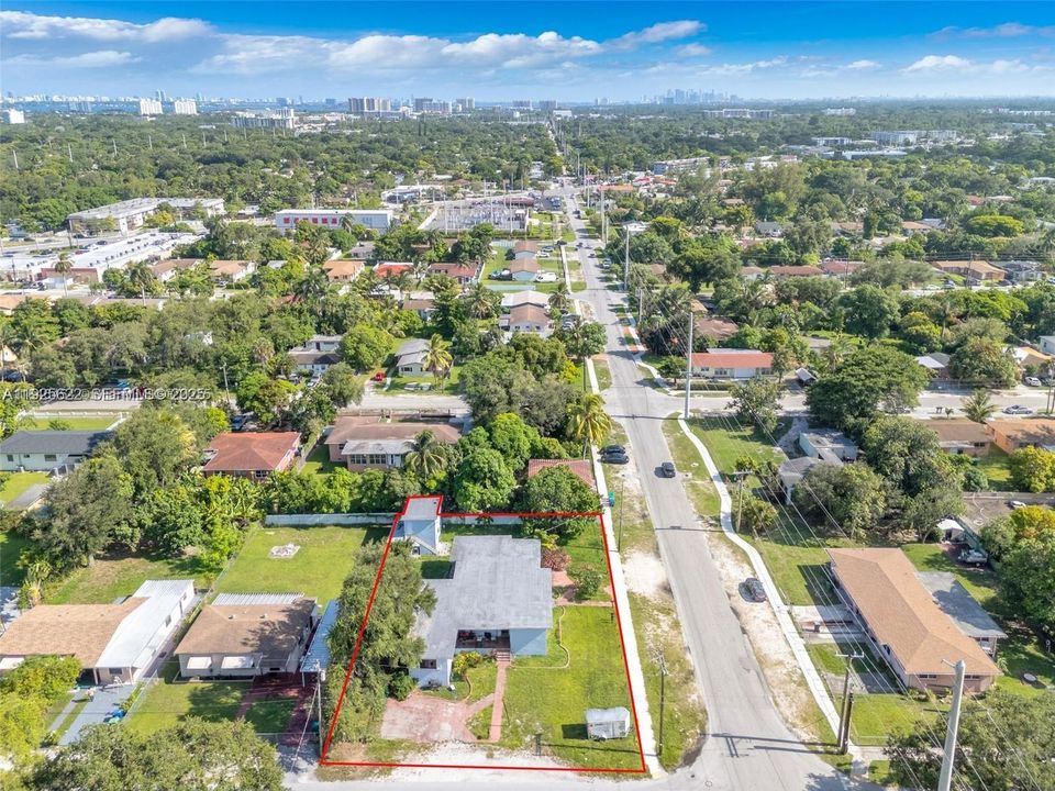 For Sale: $870,000 (0 beds, 0 baths, 2563 Square Feet)