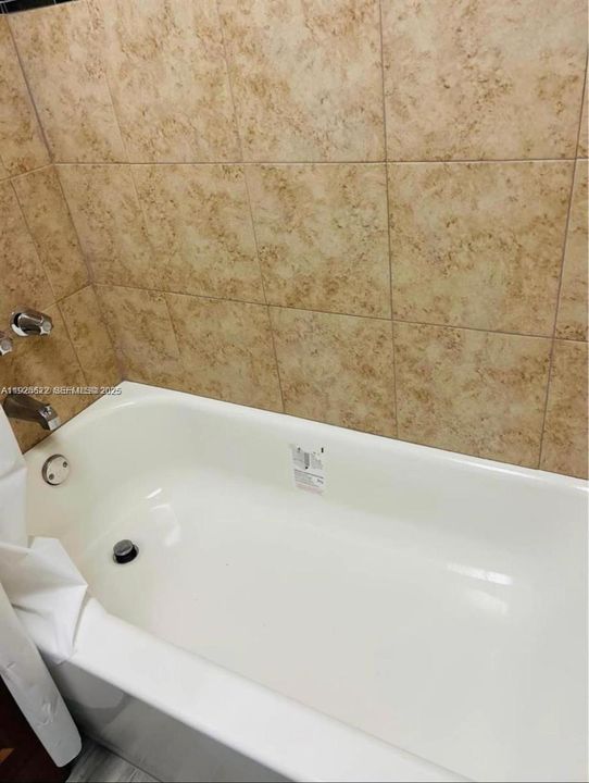 For Sale: $870,000 (0 beds, 0 baths, 2563 Square Feet)