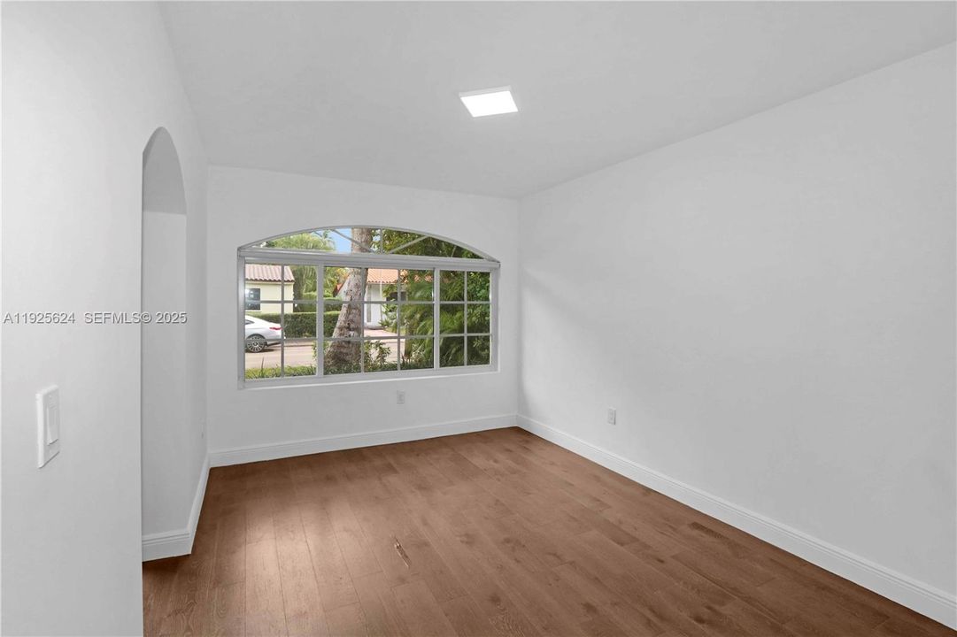 For Rent: $7,500 (4 beds, 3 baths, 2457 Square Feet)