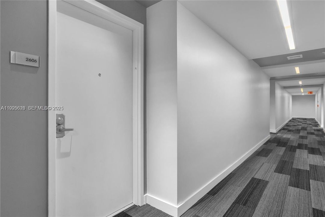 待售: $499,000 (1 贝兹, 1 浴室, 861 平方英尺)