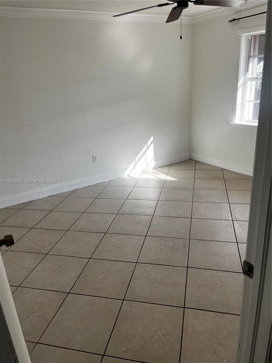 En Venta: $480,000 (3 camas, 2 baños, 1283 Pies cuadrados)