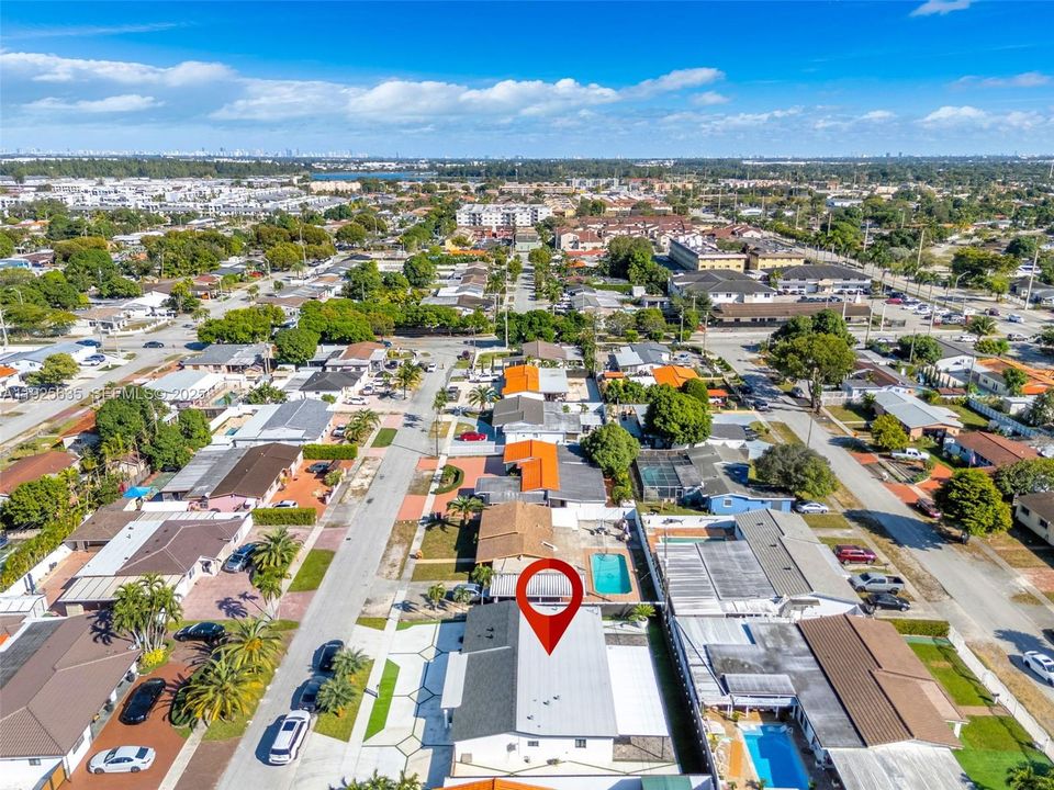 For Rent: $4,500 (3 beds, 3 baths, 2143 Square Feet)