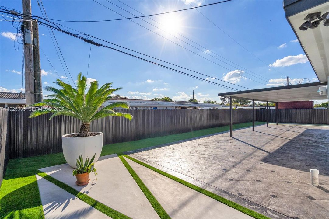 For Rent: $4,500 (3 beds, 3 baths, 2143 Square Feet)