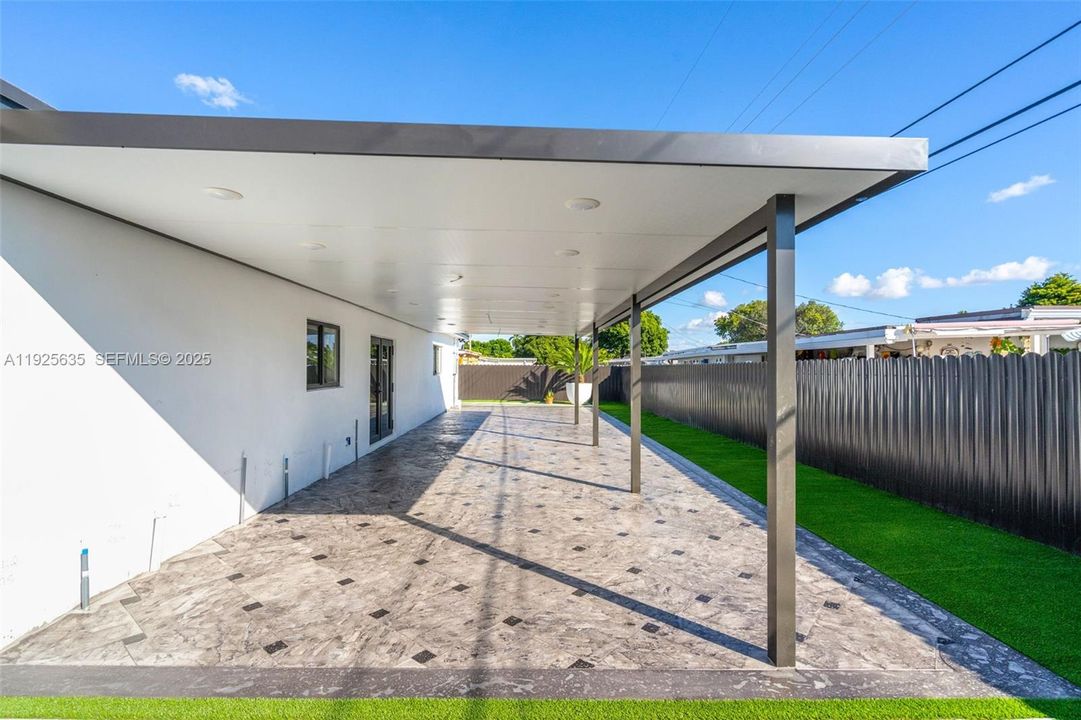 For Rent: $4,500 (3 beds, 3 baths, 2143 Square Feet)