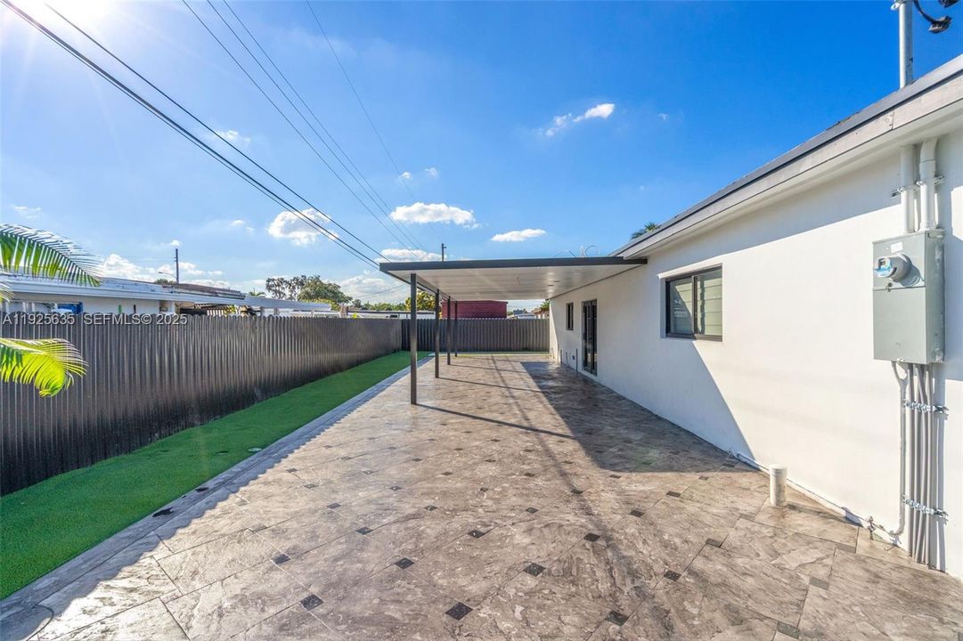 For Rent: $4,500 (3 beds, 3 baths, 2143 Square Feet)