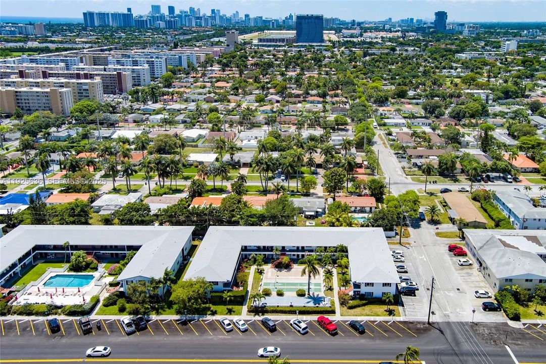 For Sale: $205,000 (2 beds, 1 baths, 775 Square Feet)