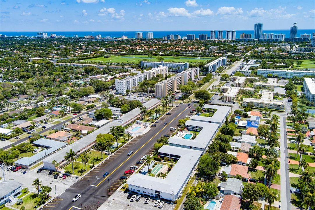 For Sale: $205,000 (2 beds, 1 baths, 775 Square Feet)