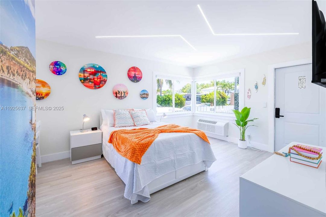 待售: $1,600,000 (0 贝兹, 0 浴室, 1495 平方英尺)