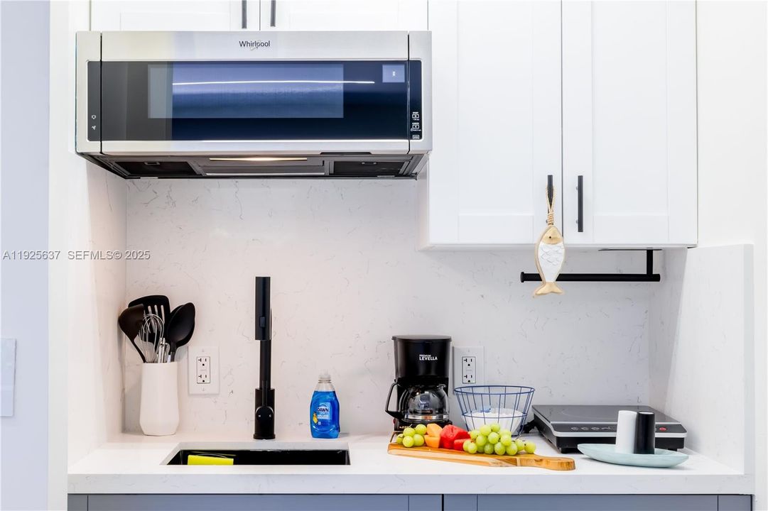 待售: $1,600,000 (0 贝兹, 0 浴室, 1495 平方英尺)