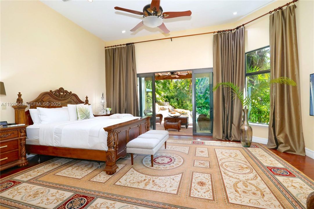 В аренду: $12,750 (6 спален, 4 ванн, 4152 Квадратных фут)