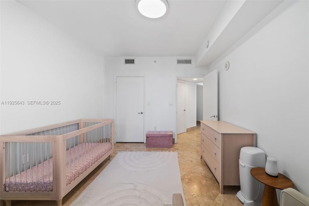 В аренду: $3,900 (2 спален, 2 ванн, 1312 Квадратных фут)