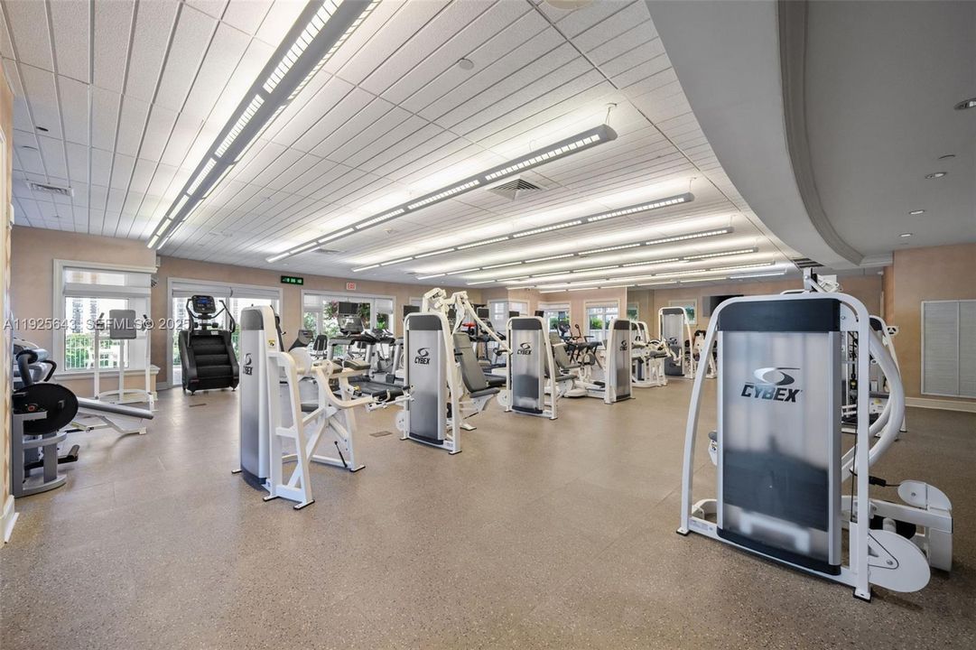 В аренду: $3,900 (2 спален, 2 ванн, 1312 Квадратных фут)