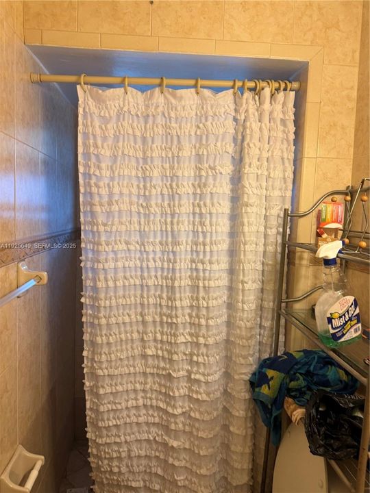 For Sale: $450,000 (3 beds, 2 baths, 1520 Square Feet)