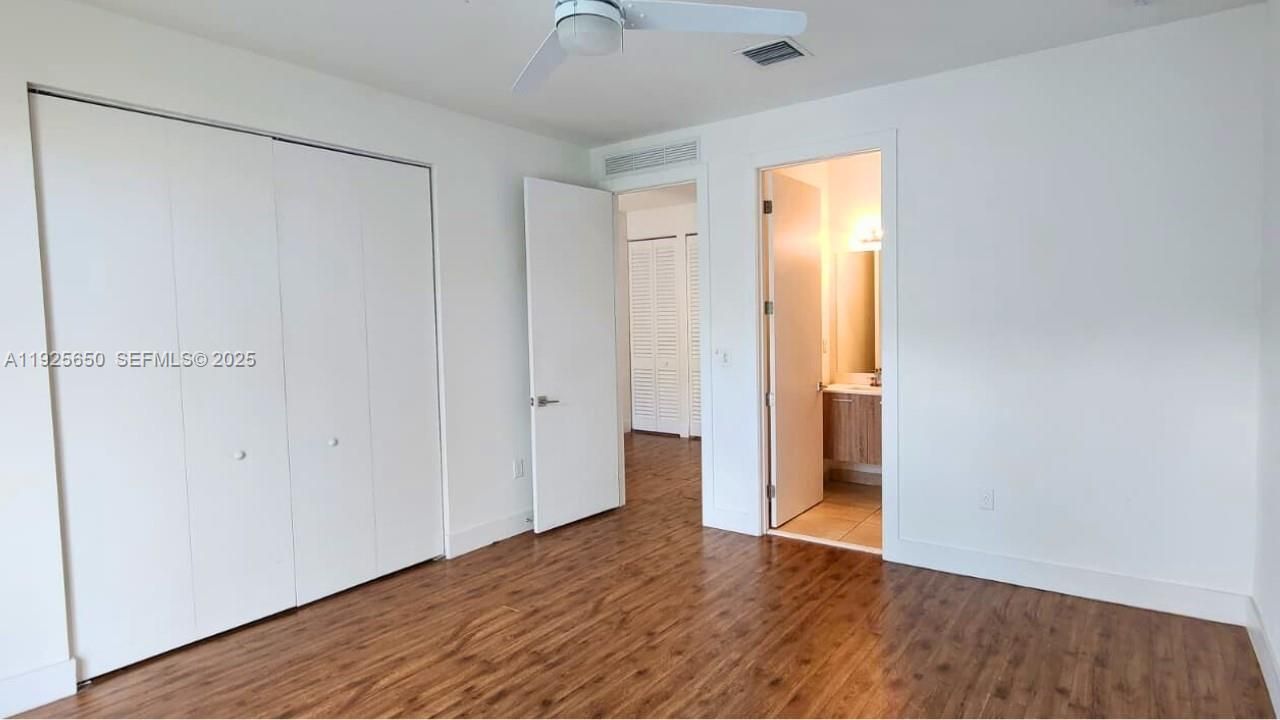 For Rent: $2,800 (2 beds, 2 baths, 1225 Square Feet)