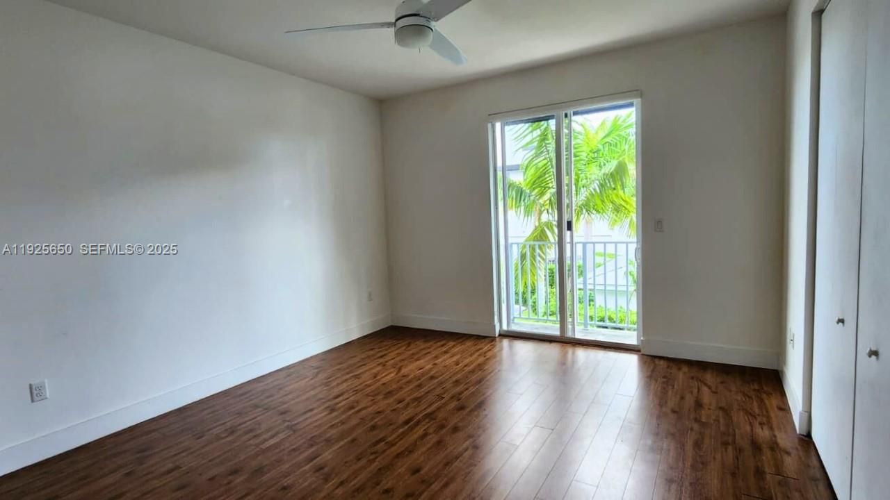 For Rent: $2,800 (2 beds, 2 baths, 1225 Square Feet)