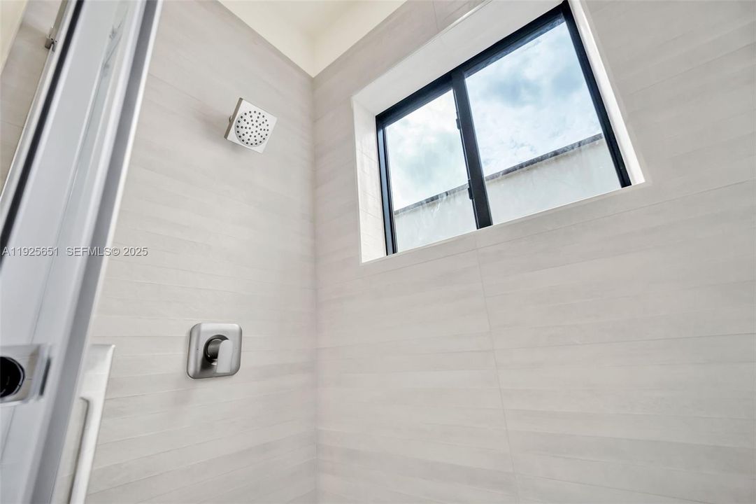 待售: $769,000 (3 贝兹, 3 浴室, 2276 平方英尺)