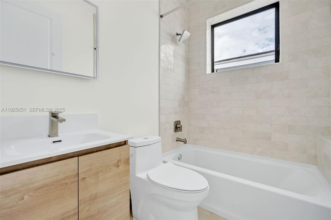 待售: $769,000 (3 贝兹, 3 浴室, 2276 平方英尺)