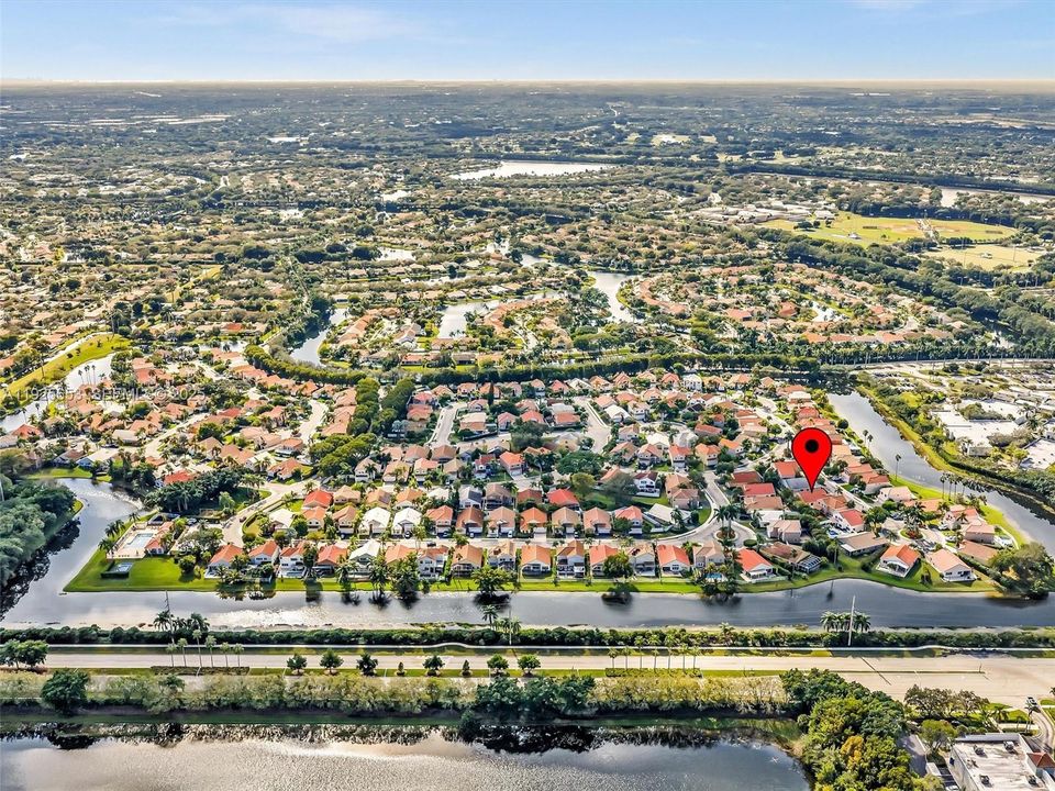 En Venta: $650,000 (3 camas, 2 baños, 1669 Pies cuadrados)