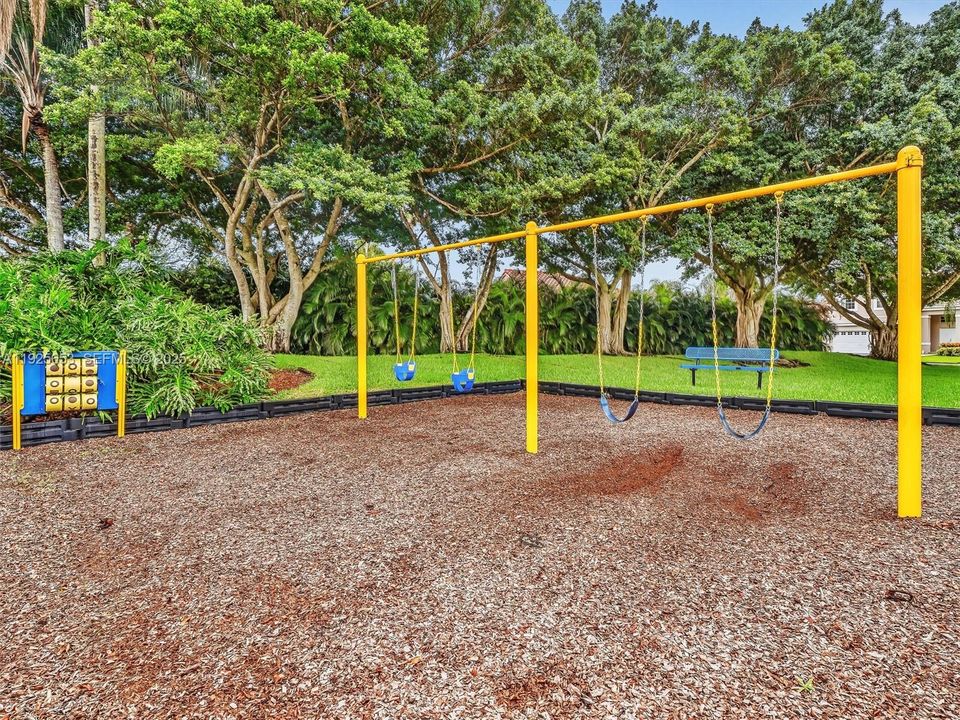 En Venta: $650,000 (3 camas, 2 baños, 1669 Pies cuadrados)