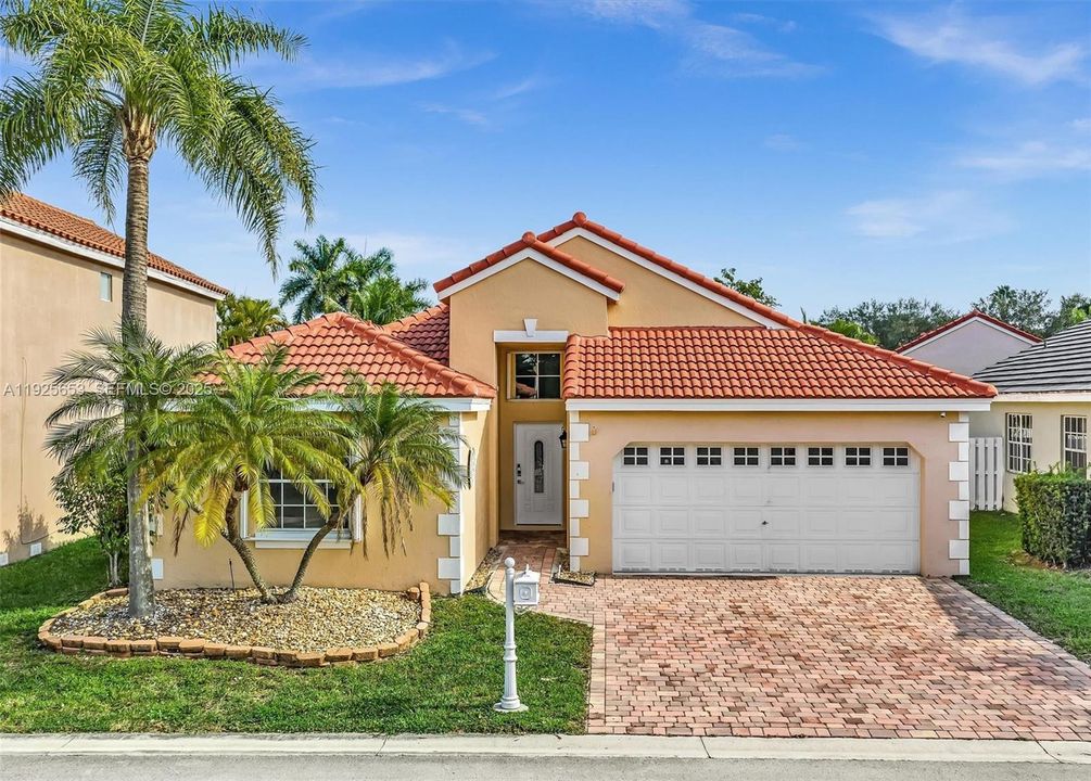 Welcome to 255 Somerset Way, Weston FL